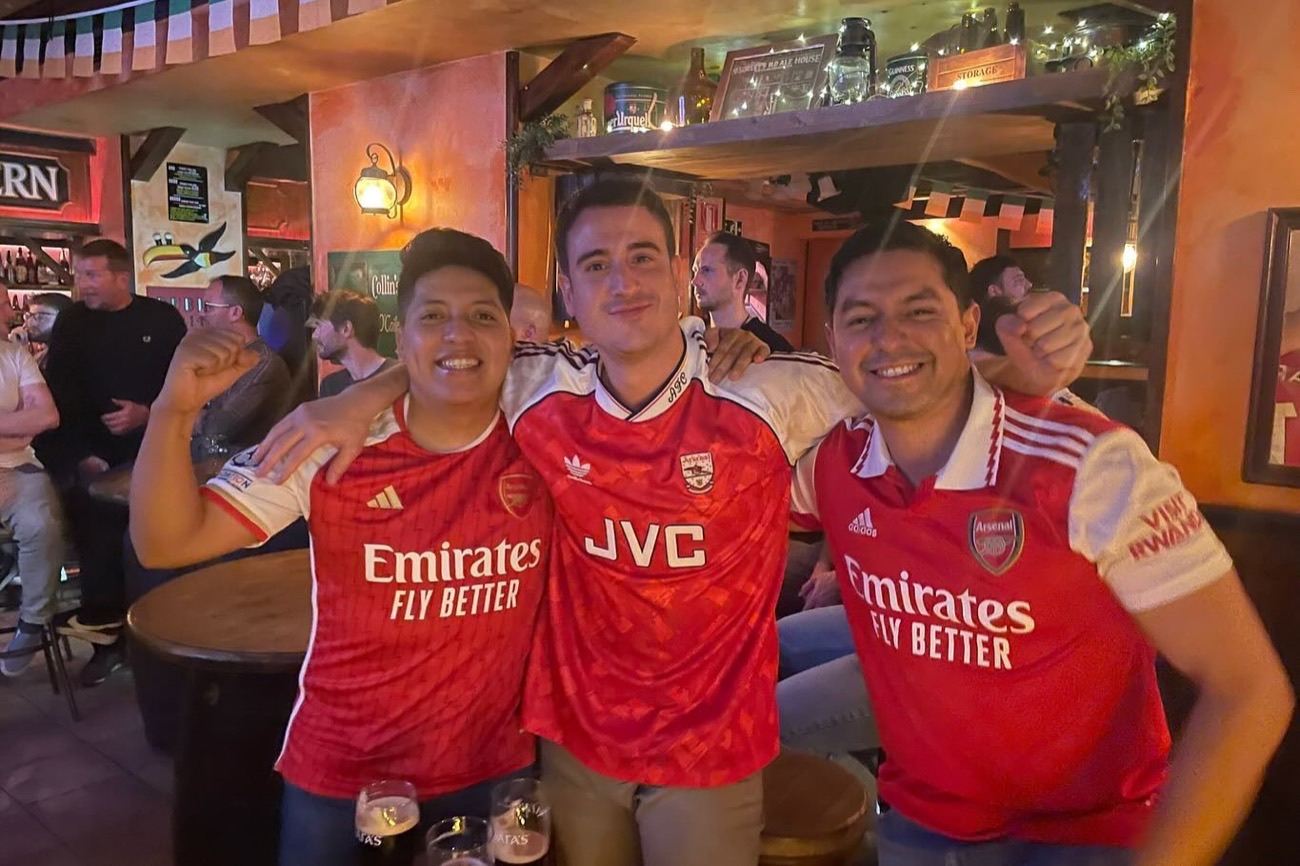 Aficionados de Arsenal Spain en The Irish Rover, Madrid